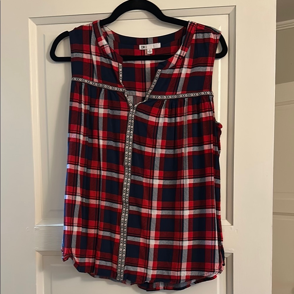 DR2 Red and Blue Buttoned Sleeveless Tank Top